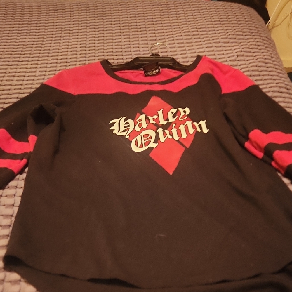 Harley Quinn Black and Red Long Sleeve Tee